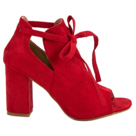 Vinceza Épített szandál egy bárban piros Vinceza Épített szandál egy bárban piros