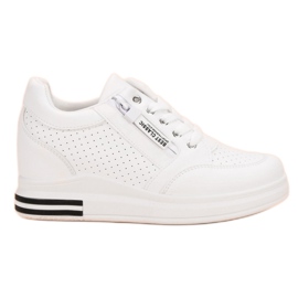 Divatos fehér cipők Divatos fehér cipők