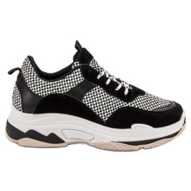 Kylie Cipők a platformon fekete