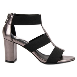 Divatos szandál a VINCEZA bárban szürke Divatos szandál a VINCEZA bárban szürke