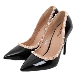 Szivattyú tűsarkú Valentina fekete LL-76P Fekete