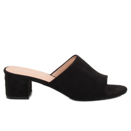 Fekete magassarkú QL-89 Fekete