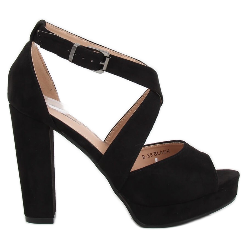 Fekete szandál a B-88 platformon