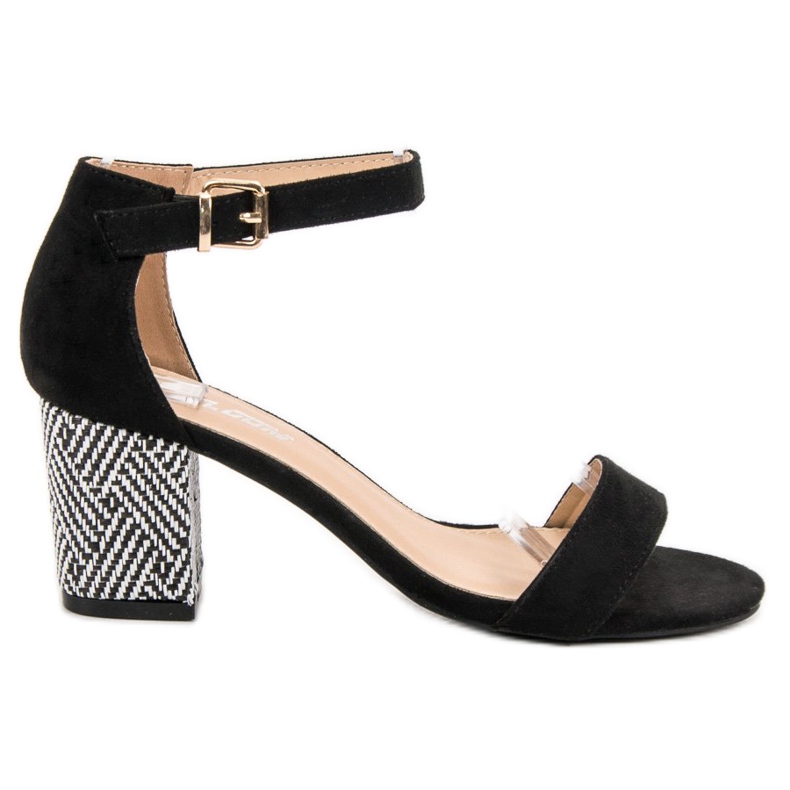 Abloom Fekete szandál egy bárban