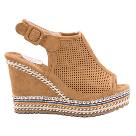 Nio Nio Beépített ék szandál barna