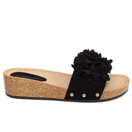 Fekete S63 Fekete papucs virággal