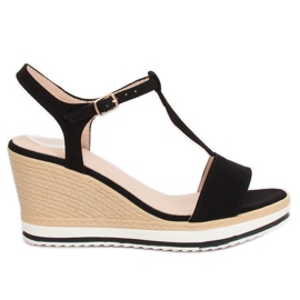 Fekete szandál ék sarkán H-59 Fekete