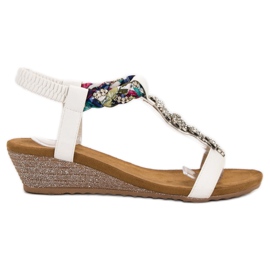SHELOVET Szandál Díszekkel fehér