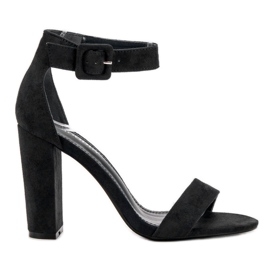 Goodin Szandál a bárban fekete