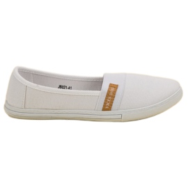 Kényelmes VICES Slipony fehér Kényelmes VICES Slipony fehér