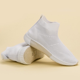 SHELOVET Felcsúsztatható cipő a boka felett fehér