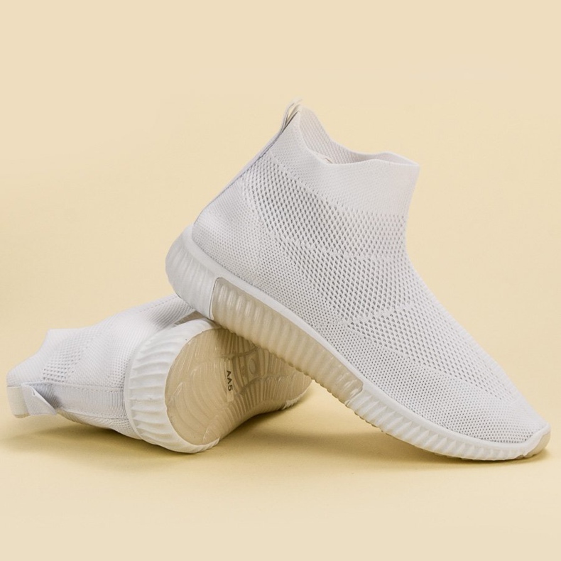 SHELOVET Felcsúsztatható cipő a boka felett fehér