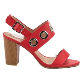 Kylie Piros magas sarkú szandál