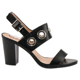 Kylie Fekete magas sarkú szandál