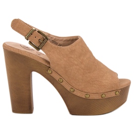 Kylie Épített szandál a platformon barna Kylie Épített szandál a platformon barna