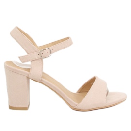 Bézs színű szandál a poszton FH-3M25 Bézs Bézs színű szandál a poszton FH-3M25 Bézs