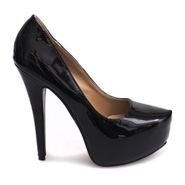 Lakkozott csapok az LE107 fekete platformon