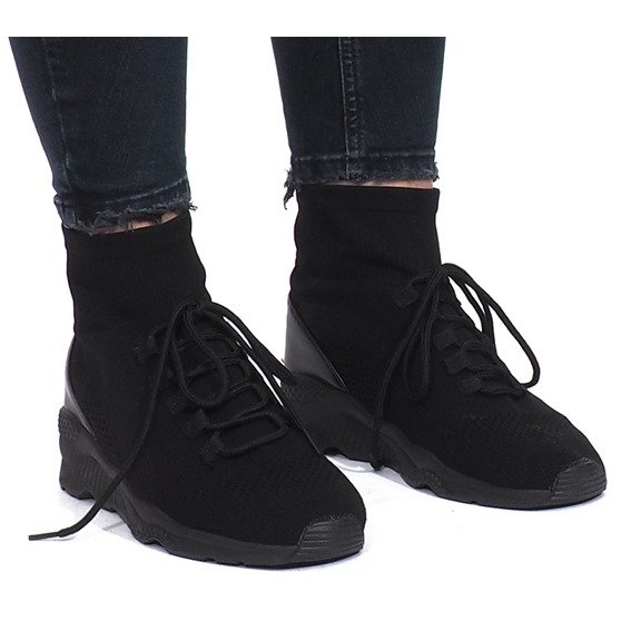 Fekete Marthe sportcipő