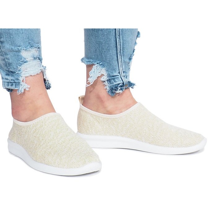 Burgundi bézs sport