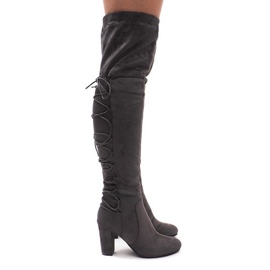 Velúr csizma egy bárban 15135-67 Szürke