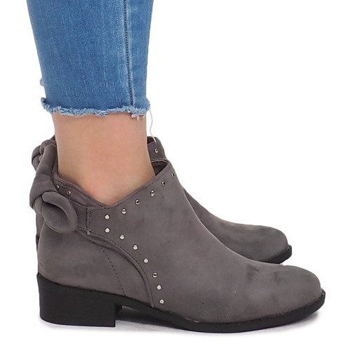 Velúr csizma cipzárral LL230 szürke Velúr csizma cipzárral LL230 szürke