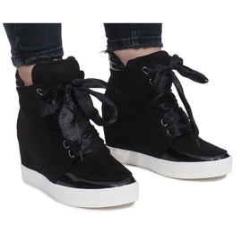 Nathalie fekete velúr cipők