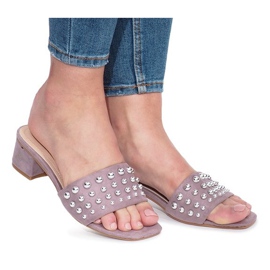 Állami lila szegecses papucs