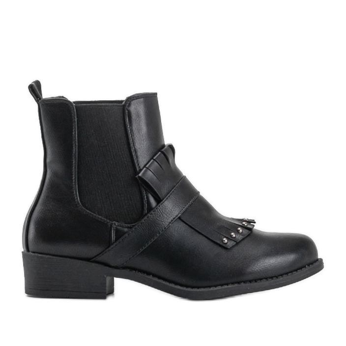 Fekete magassarkú 1812