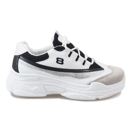 Fehér divatos sportcipő 1803 -ból