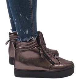 Barna szigetelésű cipők BB-1652