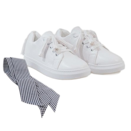 Fehér cipők rojtokkal HS713-9