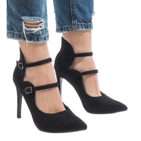 Fekete csizma magas sarkú 6613-5