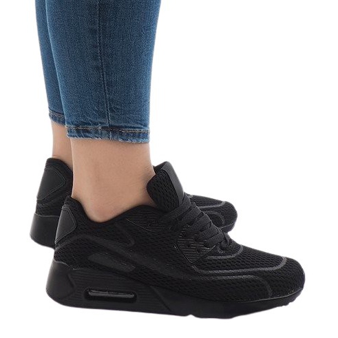 Fekete sportcipő Z2014-7