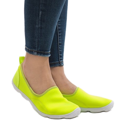 Zöld C201 sportcipő