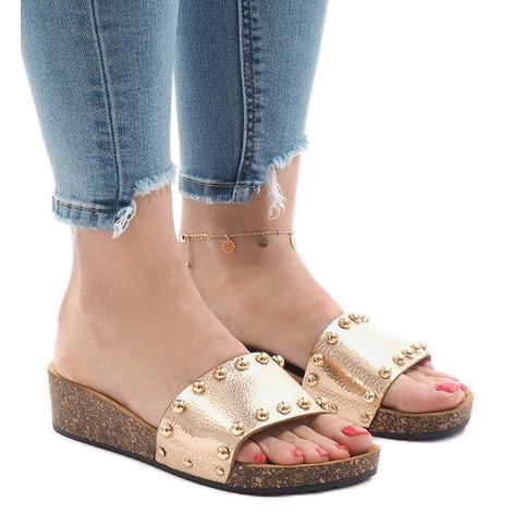 Pezsgő magassarkú AC-2809 aranysárga Pezsgő magassarkú AC-2809 aranysárga