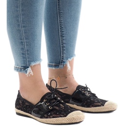 Fekete áttört jazz cipő YW-888