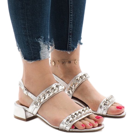 Ezüst magas sarkú szandál 77-15 szürke