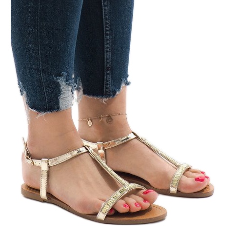 Arany szandál SY-644 díszítéssel aranysárga