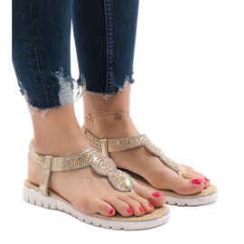 Arany díszítésű szandál S11 aranysárga