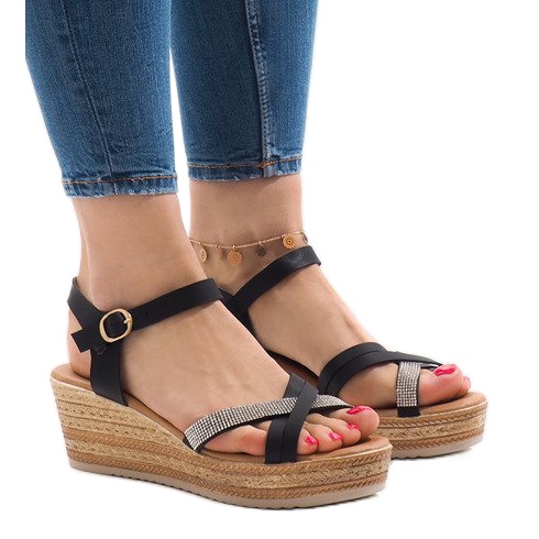 Fekete szandál a WS8816 platformon