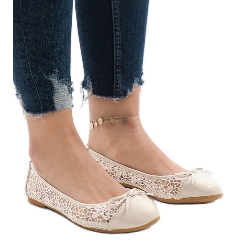 Bézs áttört balerinák 98-5y Bézs áttört balerinák 98-5y