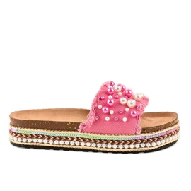 Rózsaszín díszítésű papucs 1035 gyöngy
