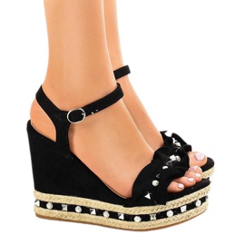 Fekete ék szandál gyöngy 2445