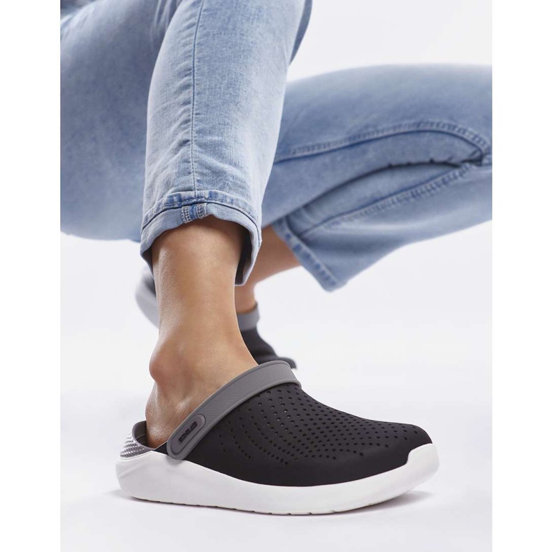 Crocs Literide Clog 05M fekete füst sokszínű