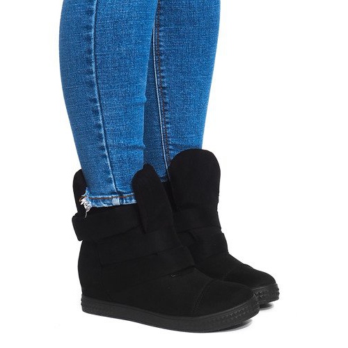 Ék cipők tépőzárral 1703 fekete Ék cipők tépőzárral 1703 fekete