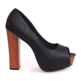 Nyitott szivattyúk egy rúdon 99-90 fekete