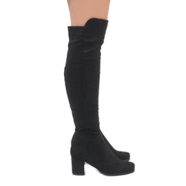 Fekete velúr csizma a H306 oszlopon