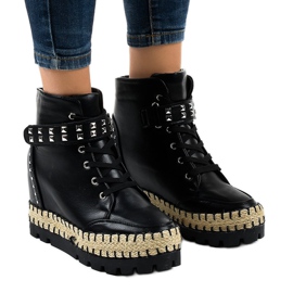 Fekete női trapper bokacsizma AJ-547 Fekete női trapper bokacsizma AJ-547