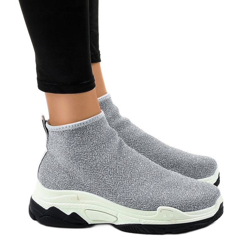 Szürke sportcipő LA33P rugalmas szalaggal