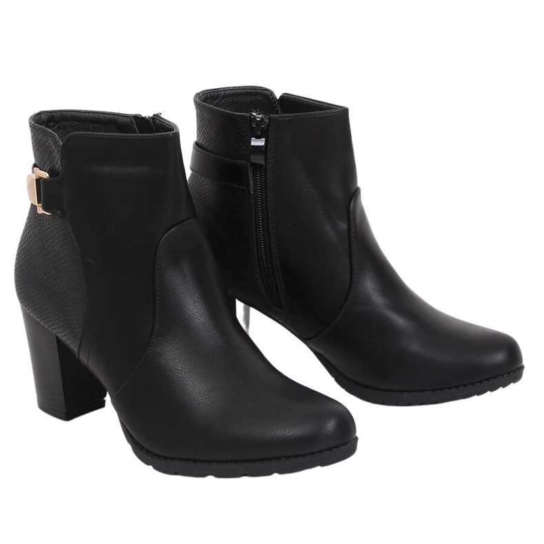 Fekete magas sarkú csizma F168 Fekete